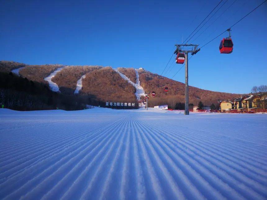 定了！11月9日亚布力阳光滑雪场开板，黑龙江正式进入滑雪季,滑雪