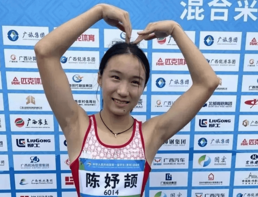 接班韦永丽？中国14岁短跑天才夺2金1银破纪录：新亚洲女飞人来了,短跑