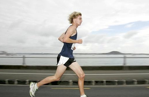 怎么科学地进行长跑训练？ ,健康生活长跑