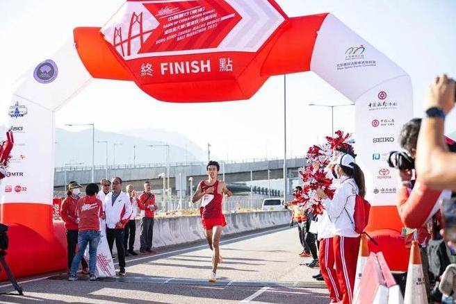 香港田径总会就马拉松比赛不让国人冠军撞线事件道歉