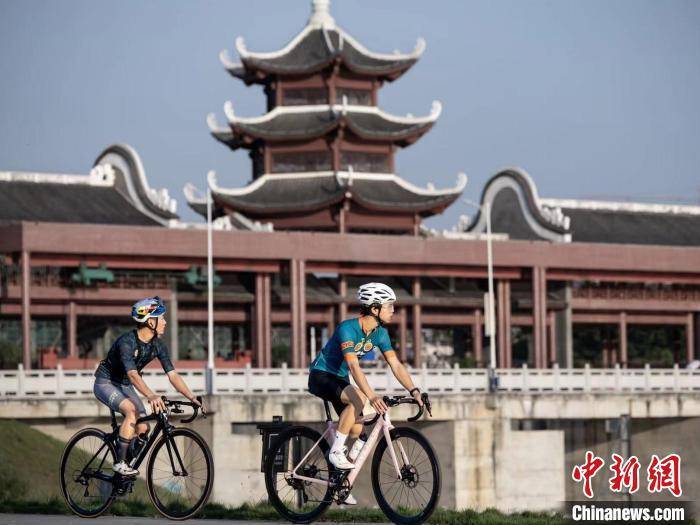 体育赛事催“骑行热”升温 中国城市营造“骑行友好”环境