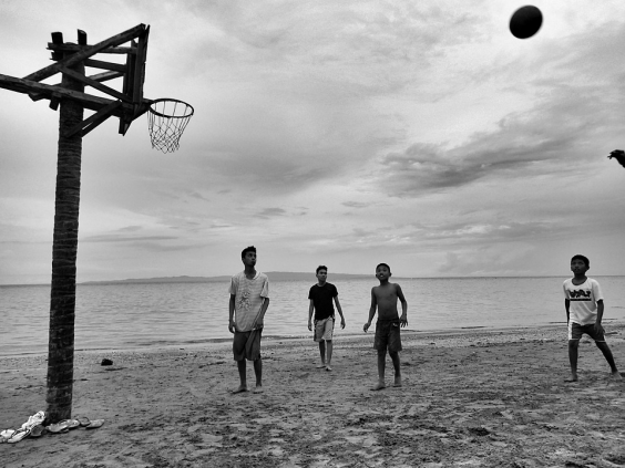 沙滩篮球：阳光、沙滩与健康的绝佳融合