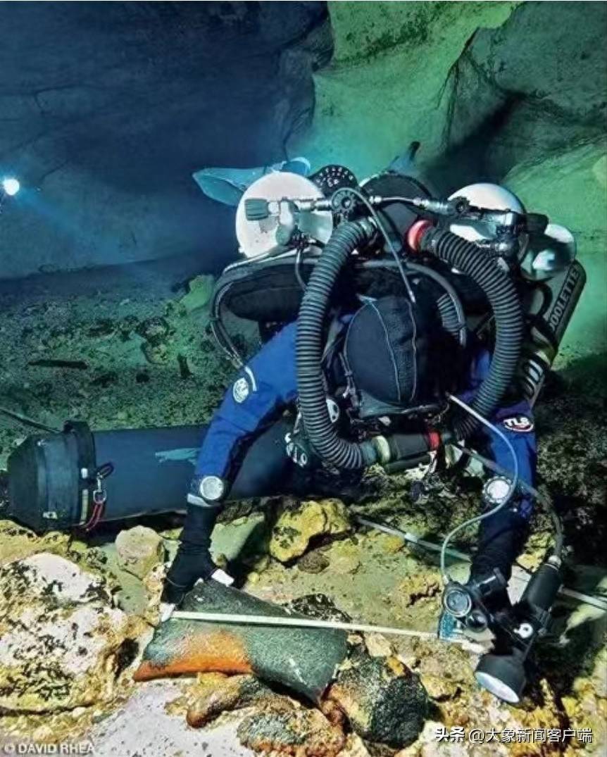 被困水下“珠峰”的顶级潜水员丨大象深度