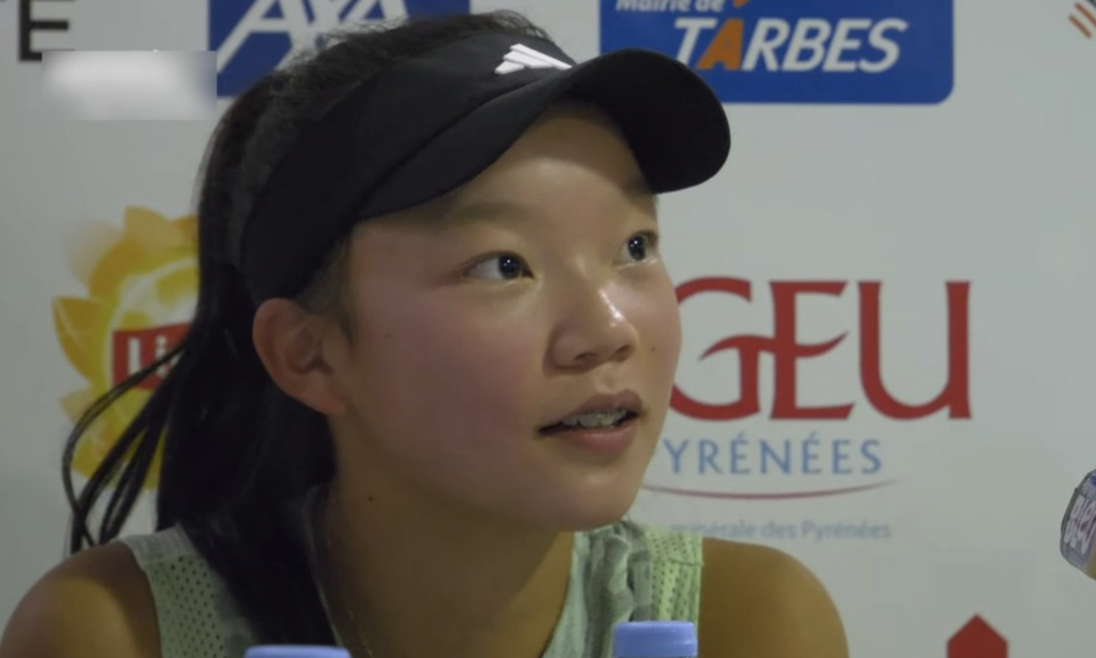 网球王子张德培13岁长女罕露脸， 身高1.75米像母亲， 已是网球健将