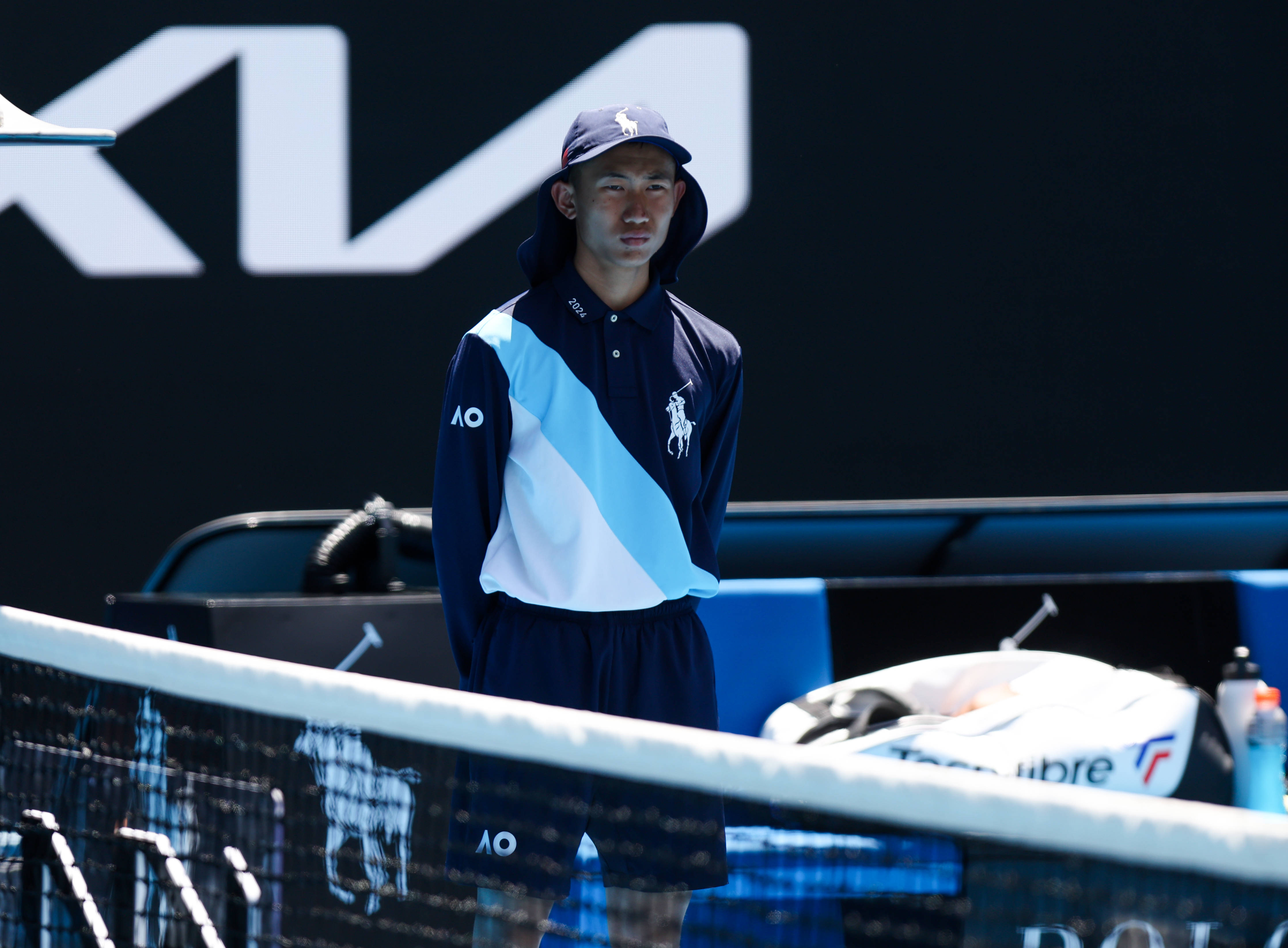 16岁球童赵言逸：代表中国走进澳网球场，我很自豪