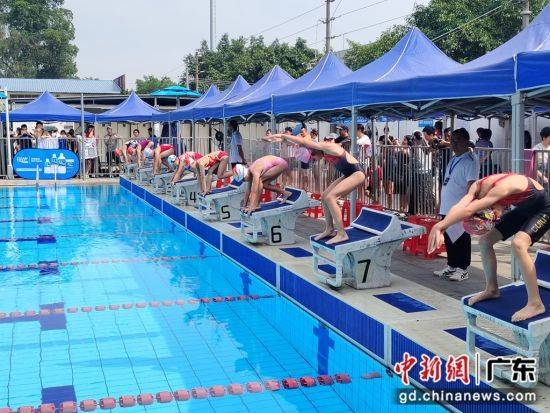 洲克·泳者之星游泳公开赛在广州举行