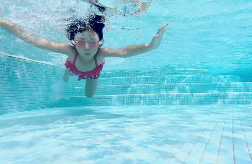 中国游泳 展现青春力量